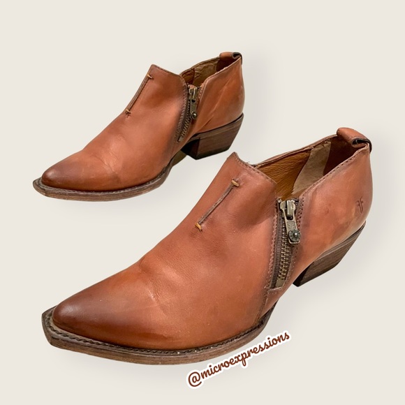 Frye Sacha Moto Shortie Cognac Leather Western Cowboy Point Toe ZipUp Ankle Boot - Picture 14 of 14